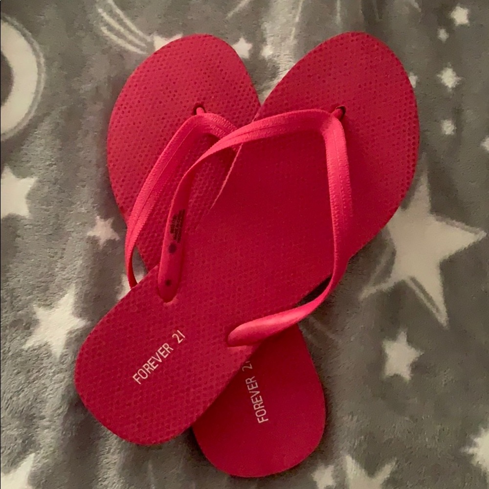 Pink flip flops from forever 21